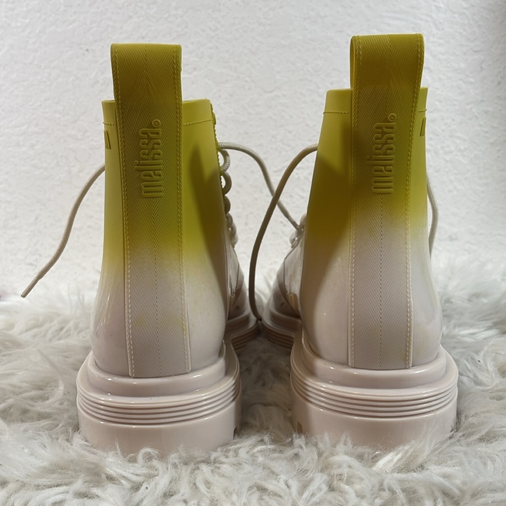 MELISSA Coturno Boots Beige & Yellow Scented Rain Boots Size 9 VEGAN NEW - Picture 6 of 16